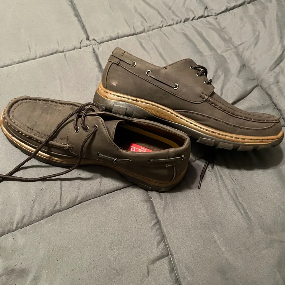 Mens shoes - Picture 1 of 4